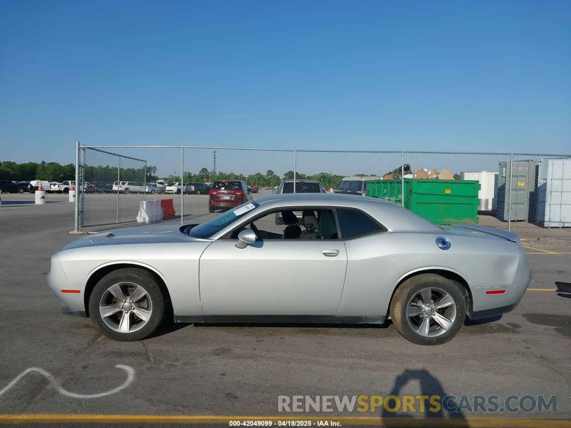 15 Photograph of a damaged car 2C3CDZAG6KH674268 DODGE CHALLENGER 2019