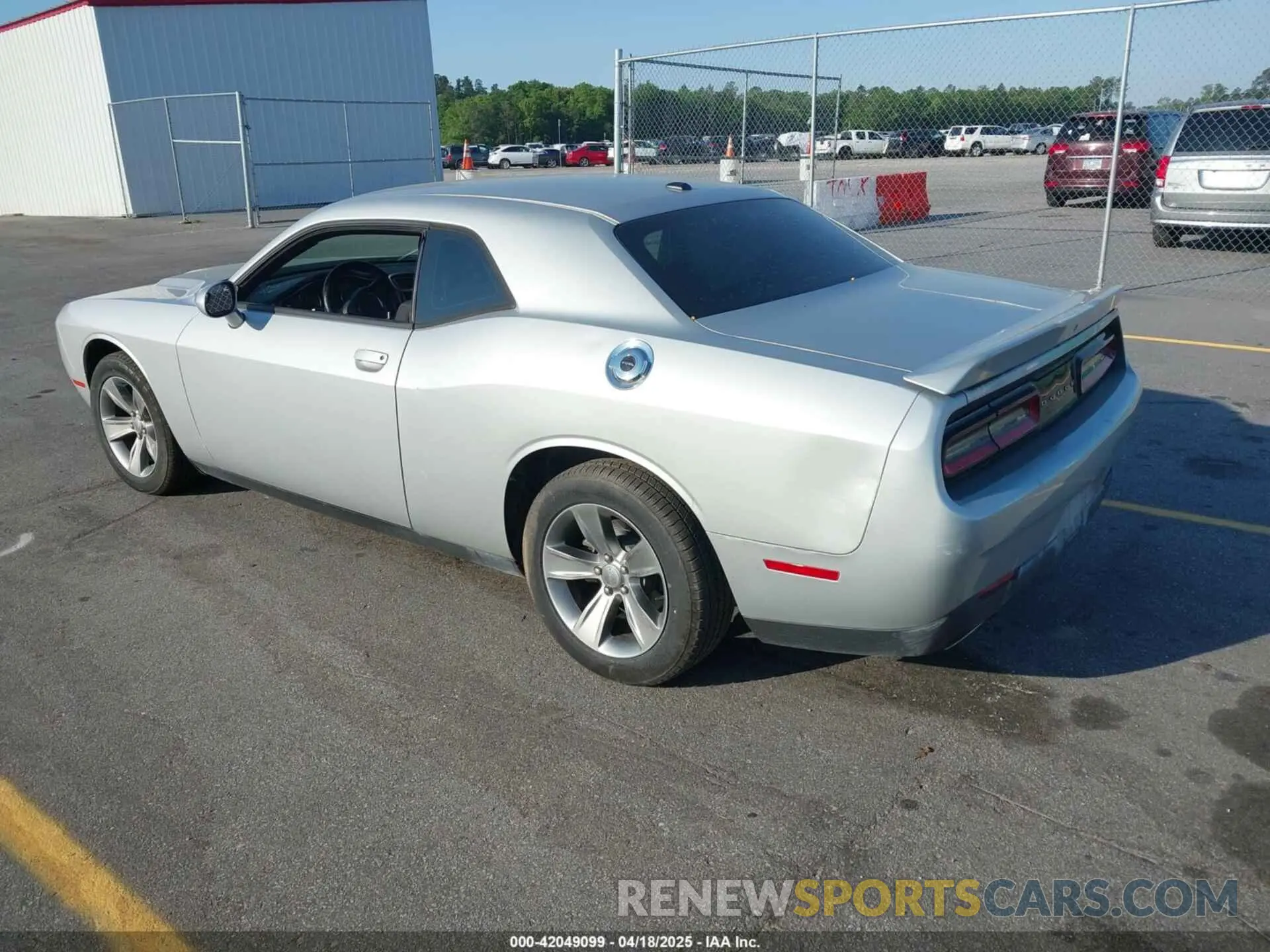 3 Photograph of a damaged car 2C3CDZAG6KH674268 DODGE CHALLENGER 2019