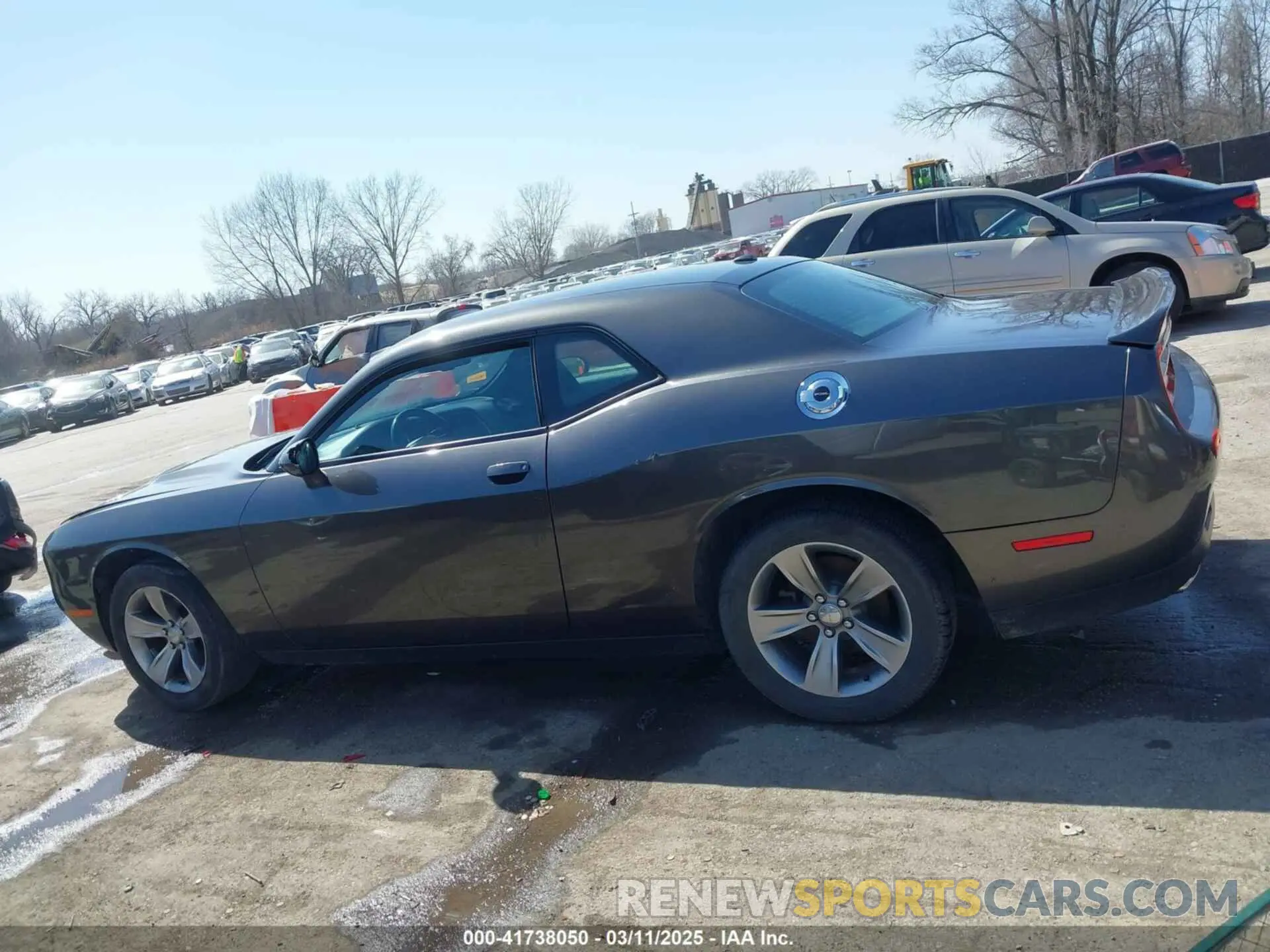 14 Photograph of a damaged car 2C3CDZAG6KH701632 DODGE CHALLENGER 2019