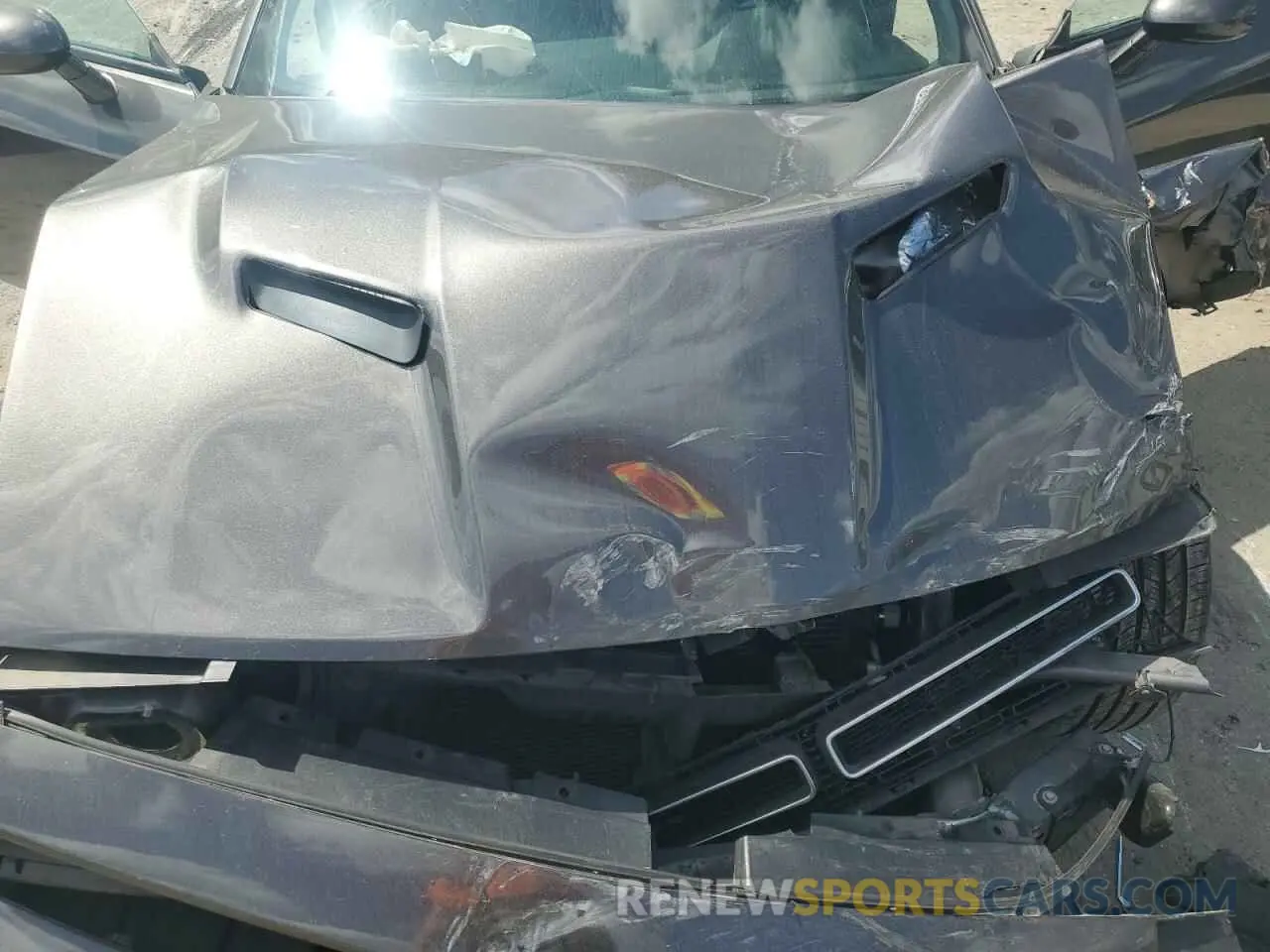 11 Photograph of a damaged car 2C3CDZAG6KH701775 DODGE CHALLENGER 2019