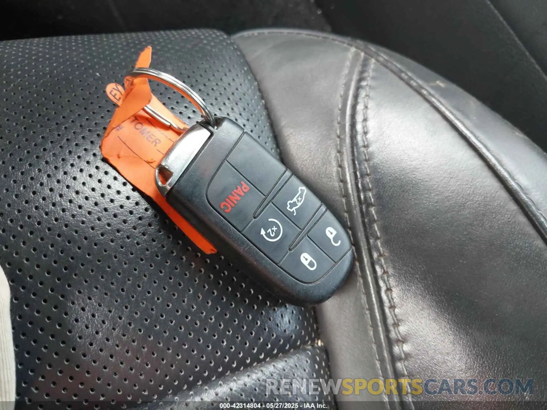 11 Photograph of a damaged car 2C3CDZAG7KH596311 DODGE CHALLENGER 2019