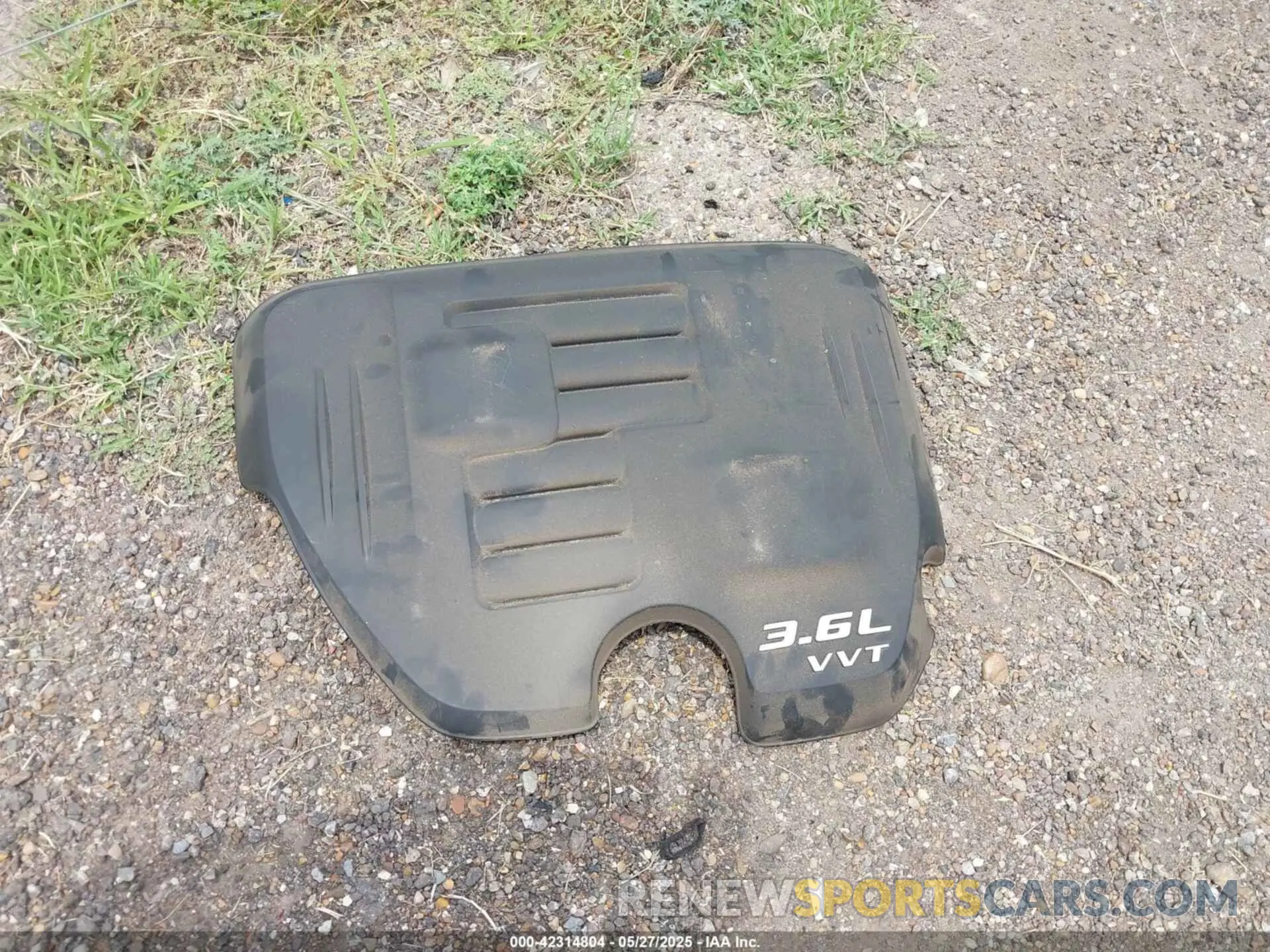 12 Photograph of a damaged car 2C3CDZAG7KH596311 DODGE CHALLENGER 2019