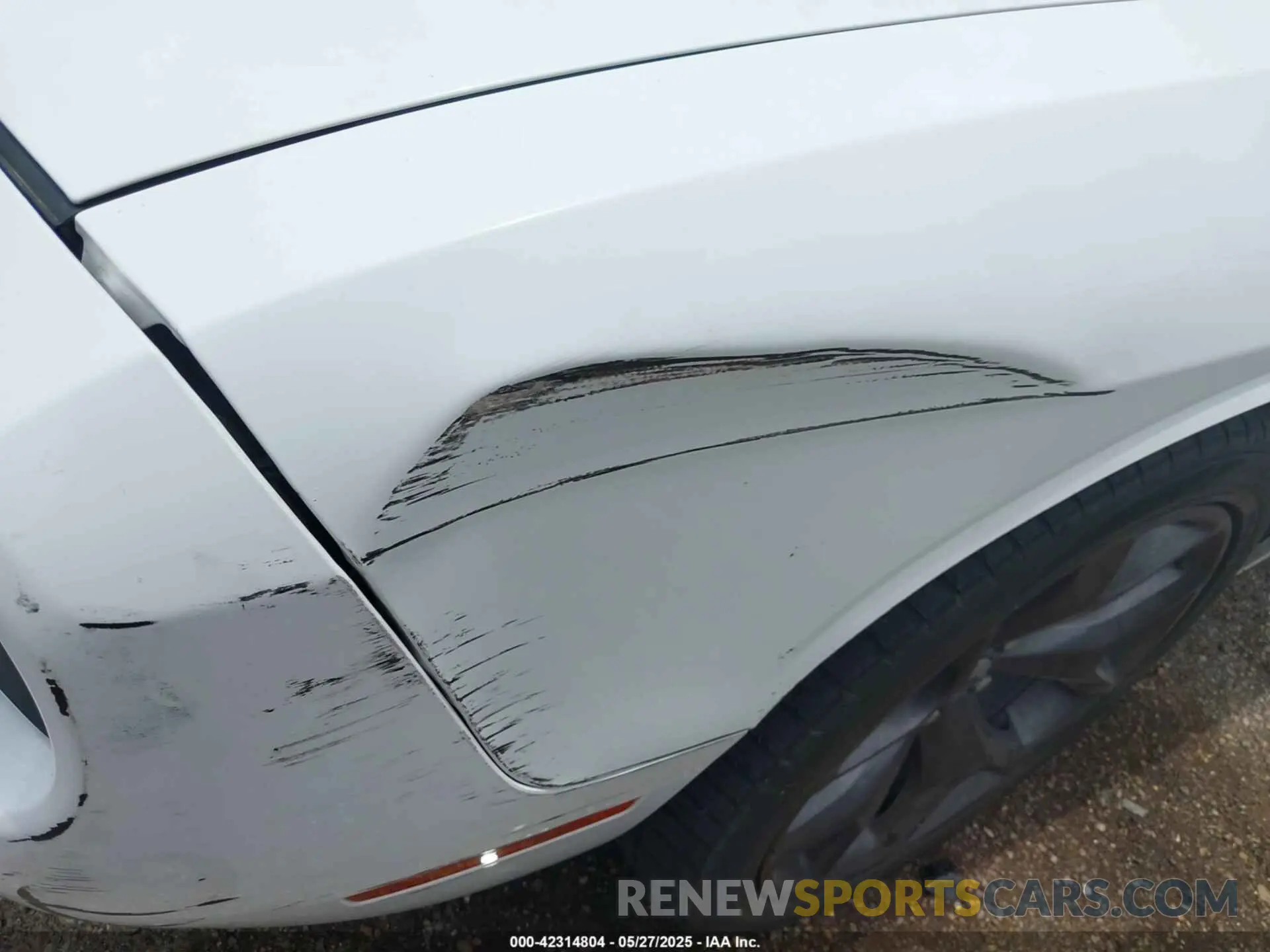 6 Photograph of a damaged car 2C3CDZAG7KH596311 DODGE CHALLENGER 2019