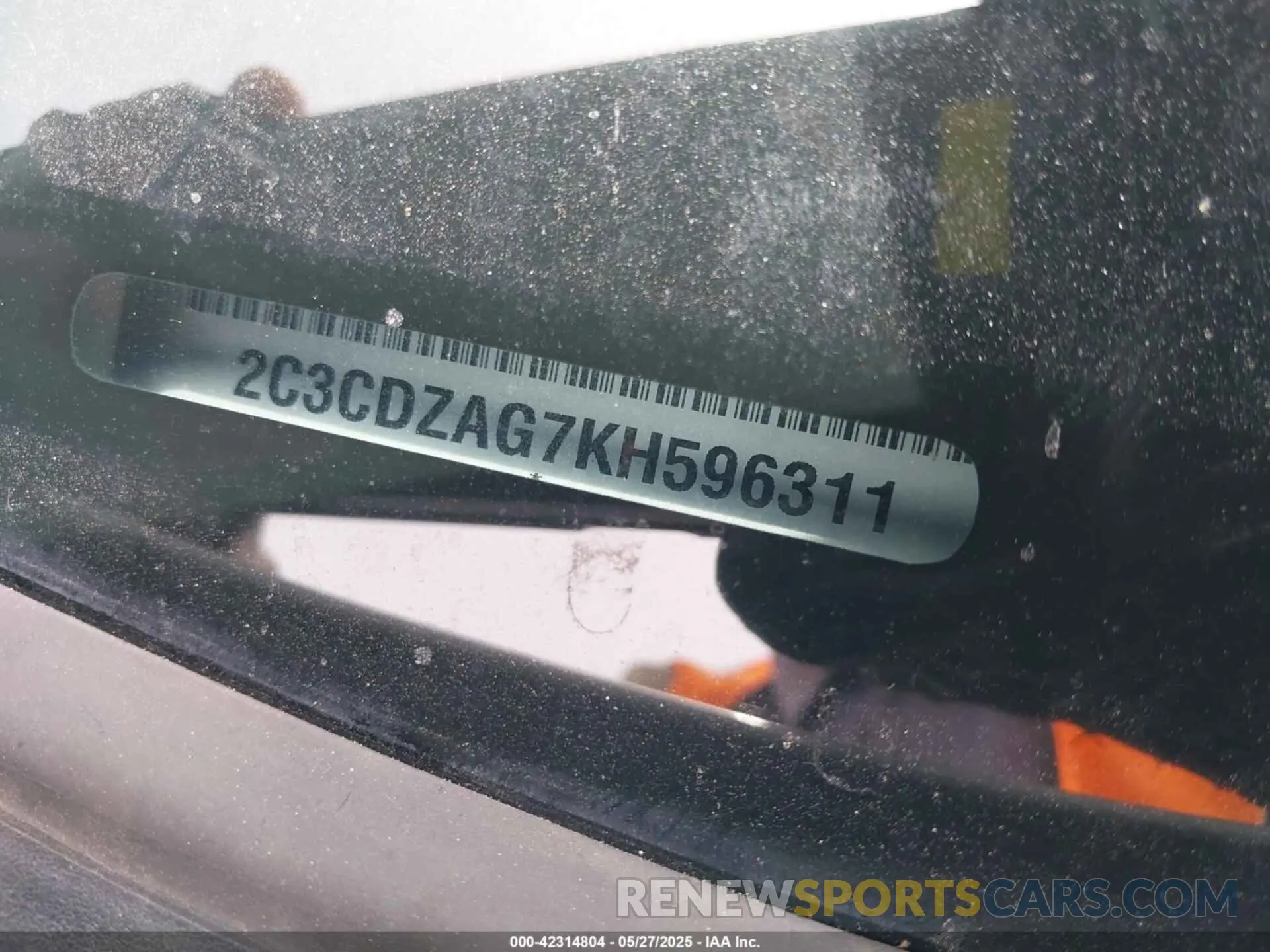 9 Photograph of a damaged car 2C3CDZAG7KH596311 DODGE CHALLENGER 2019