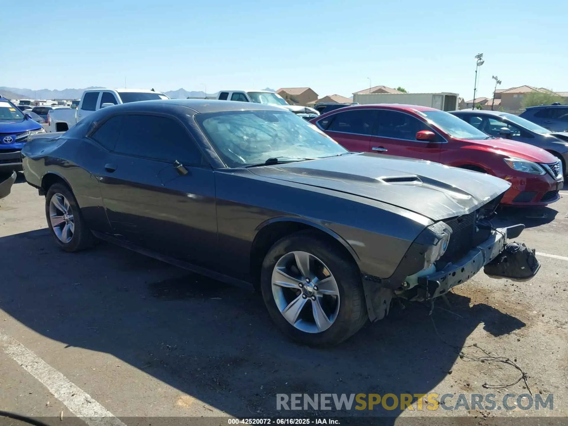 1 Photograph of a damaged car 2C3CDZAG7KH623278 DODGE CHALLENGER 2019