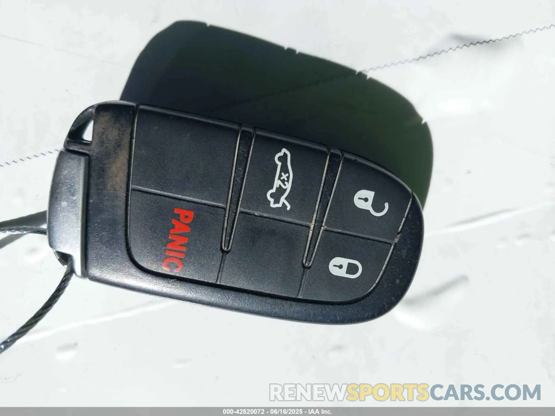 11 Photograph of a damaged car 2C3CDZAG7KH623278 DODGE CHALLENGER 2019
