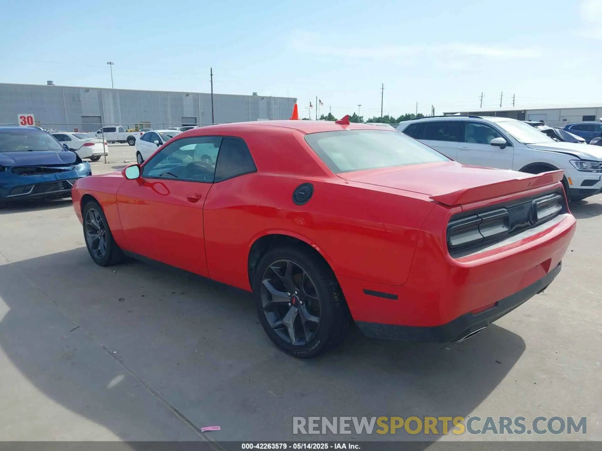 3 Photograph of a damaged car 2C3CDZAG7KH634586 DODGE CHALLENGER 2019