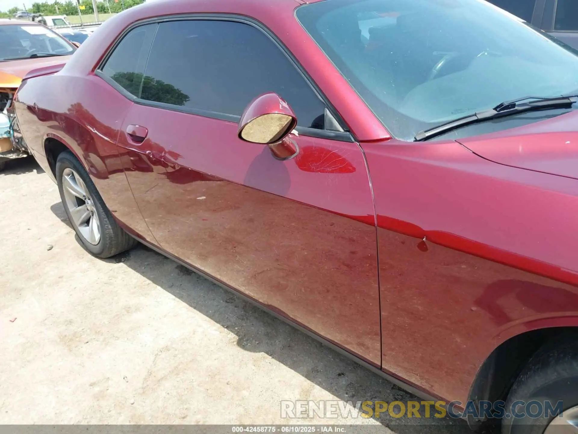 6 Photograph of a damaged car 2C3CDZAG7KH694366 DODGE CHALLENGER 2019