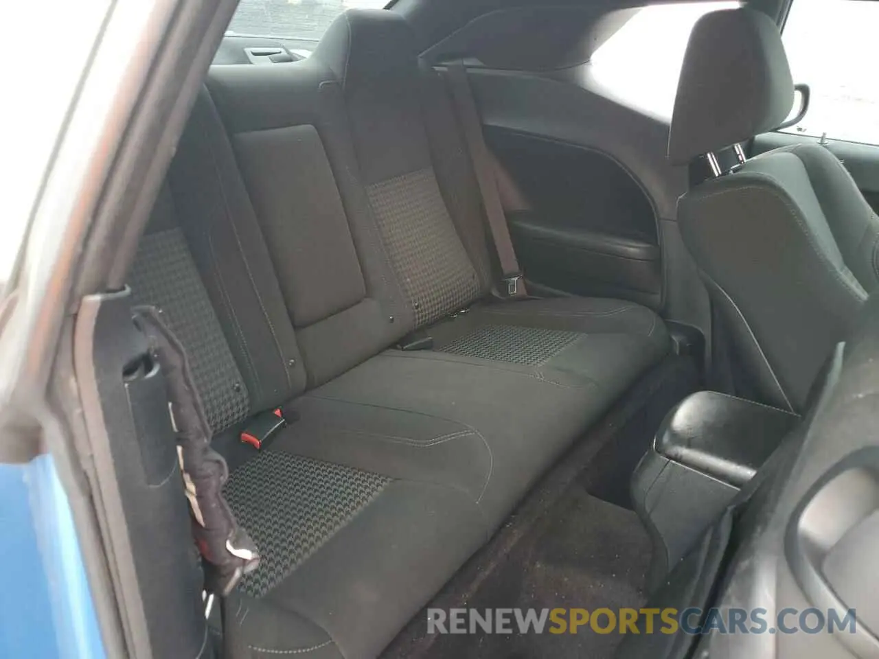 10 Photograph of a damaged car 2C3CDZAG9KH509105 DODGE CHALLENGER 2019