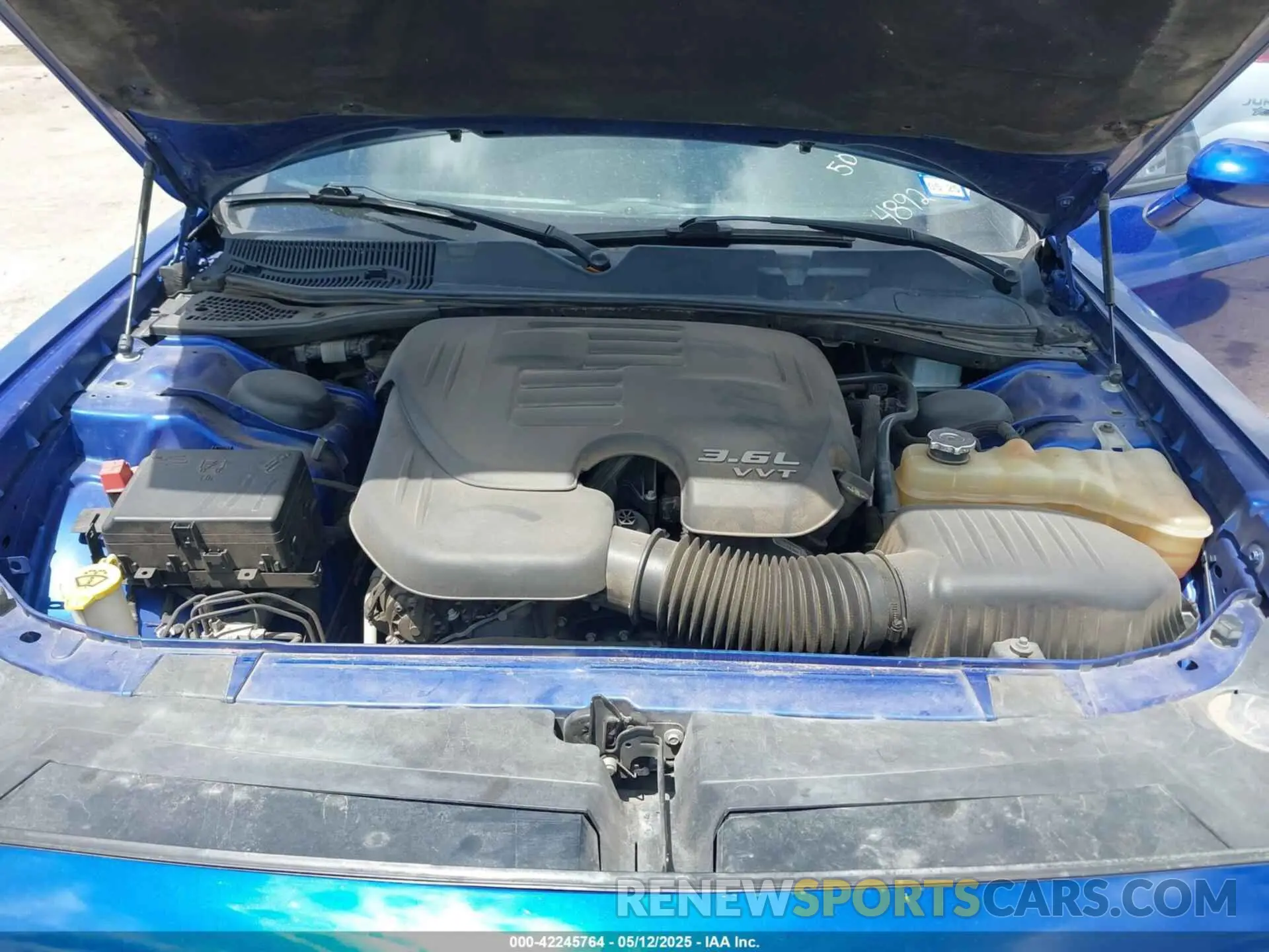 10 Photograph of a damaged car 2C3CDZAG9KH574892 DODGE CHALLENGER 2019