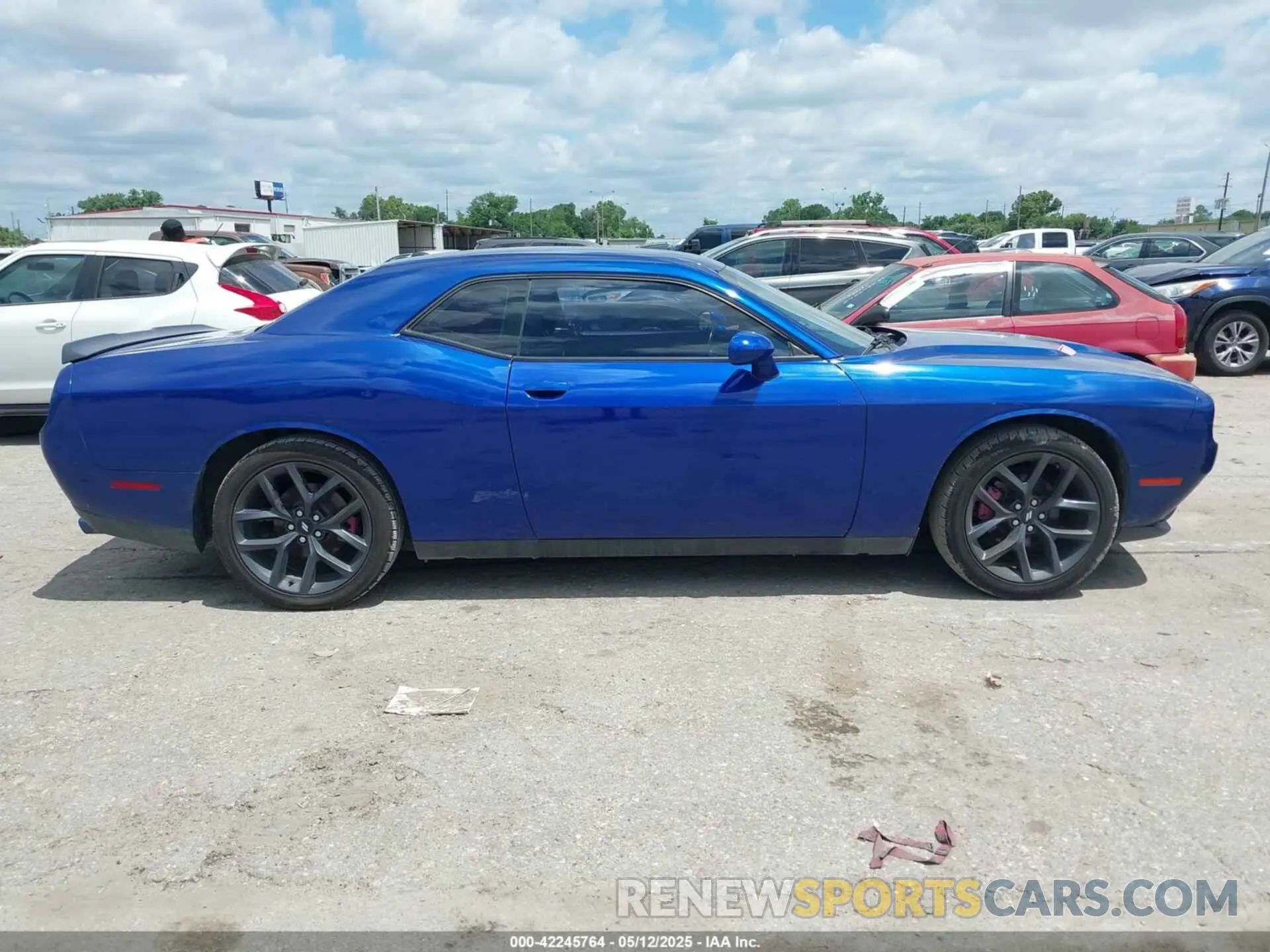 13 Photograph of a damaged car 2C3CDZAG9KH574892 DODGE CHALLENGER 2019