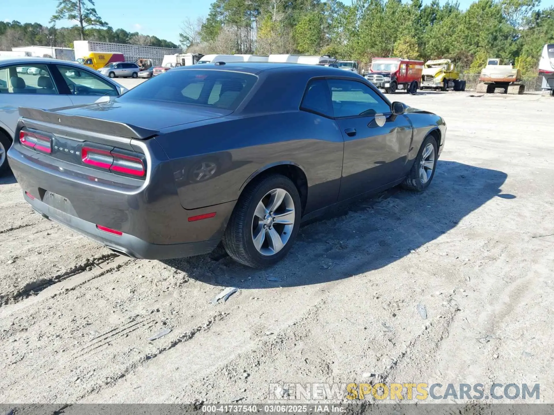 4 Фотография поврежденного автомобиля 2C3CDZAGXKH503541 DODGE CHALLENGER 2019