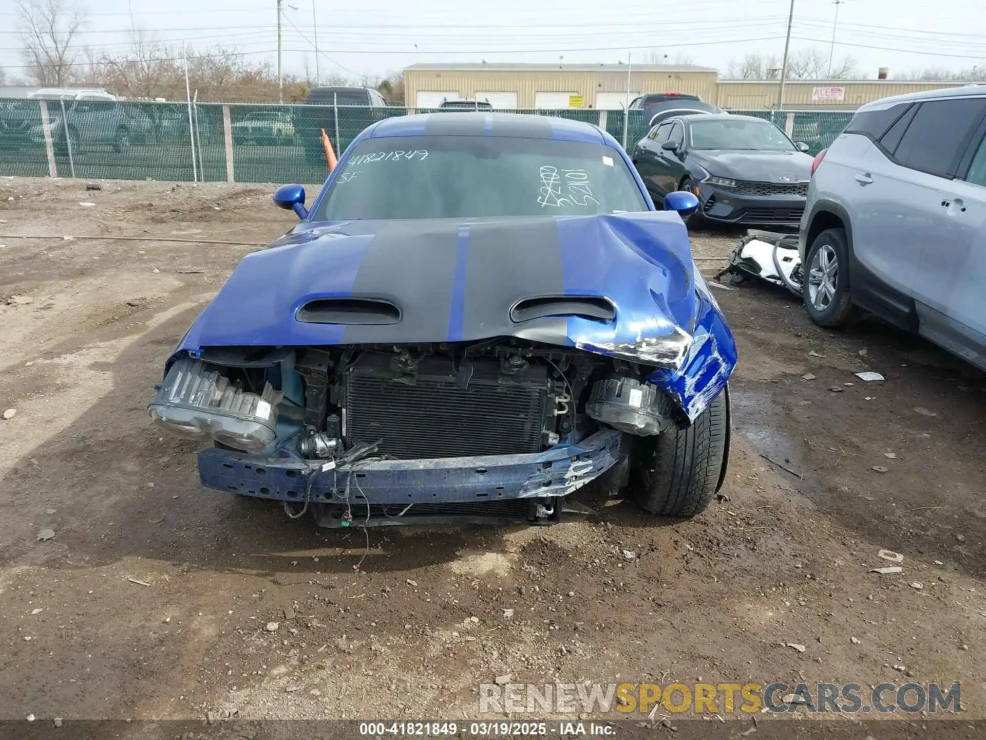 13 Photograph of a damaged car 2C3CDZBT1KH521101 DODGE CHALLENGER 2019