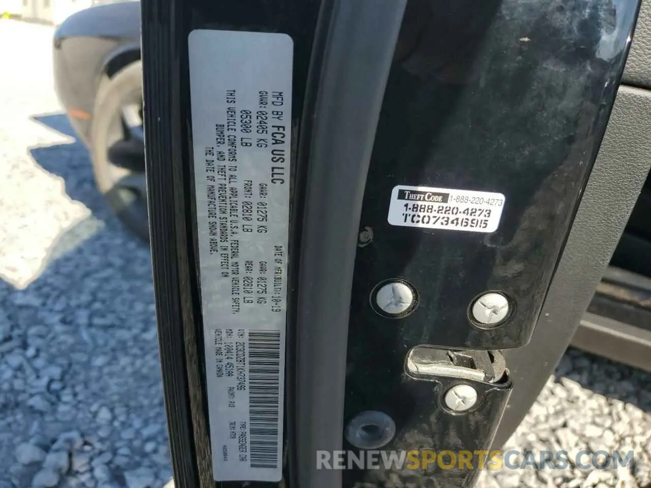 12 Photograph of a damaged car 2C3CDZBT1KH737496 DODGE CHALLENGER 2019