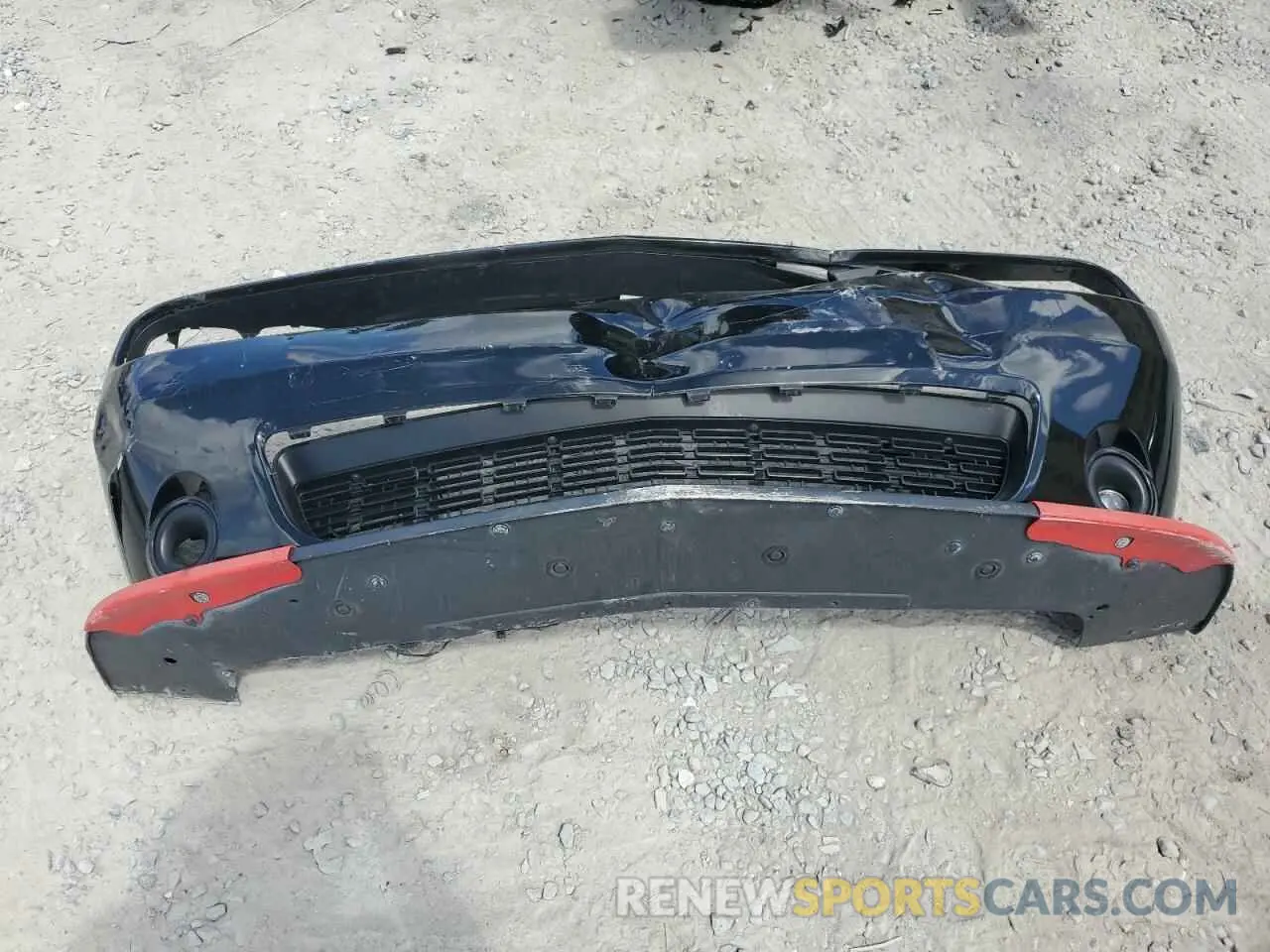 12 Photograph of a damaged car 2C3CDZBT2KH724319 DODGE CHALLENGER 2019