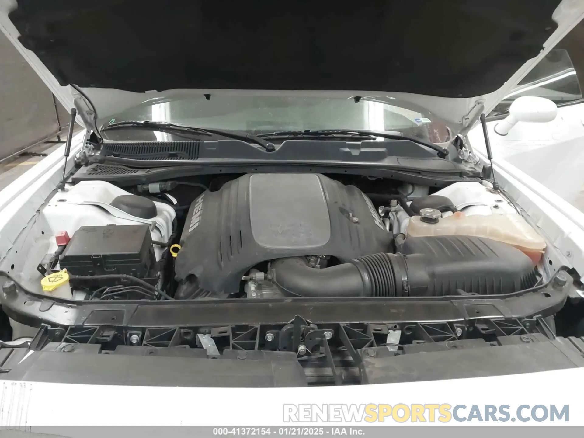10 Фотография поврежденного автомобиля 2C3CDZBT5KH573606 DODGE CHALLENGER 2019