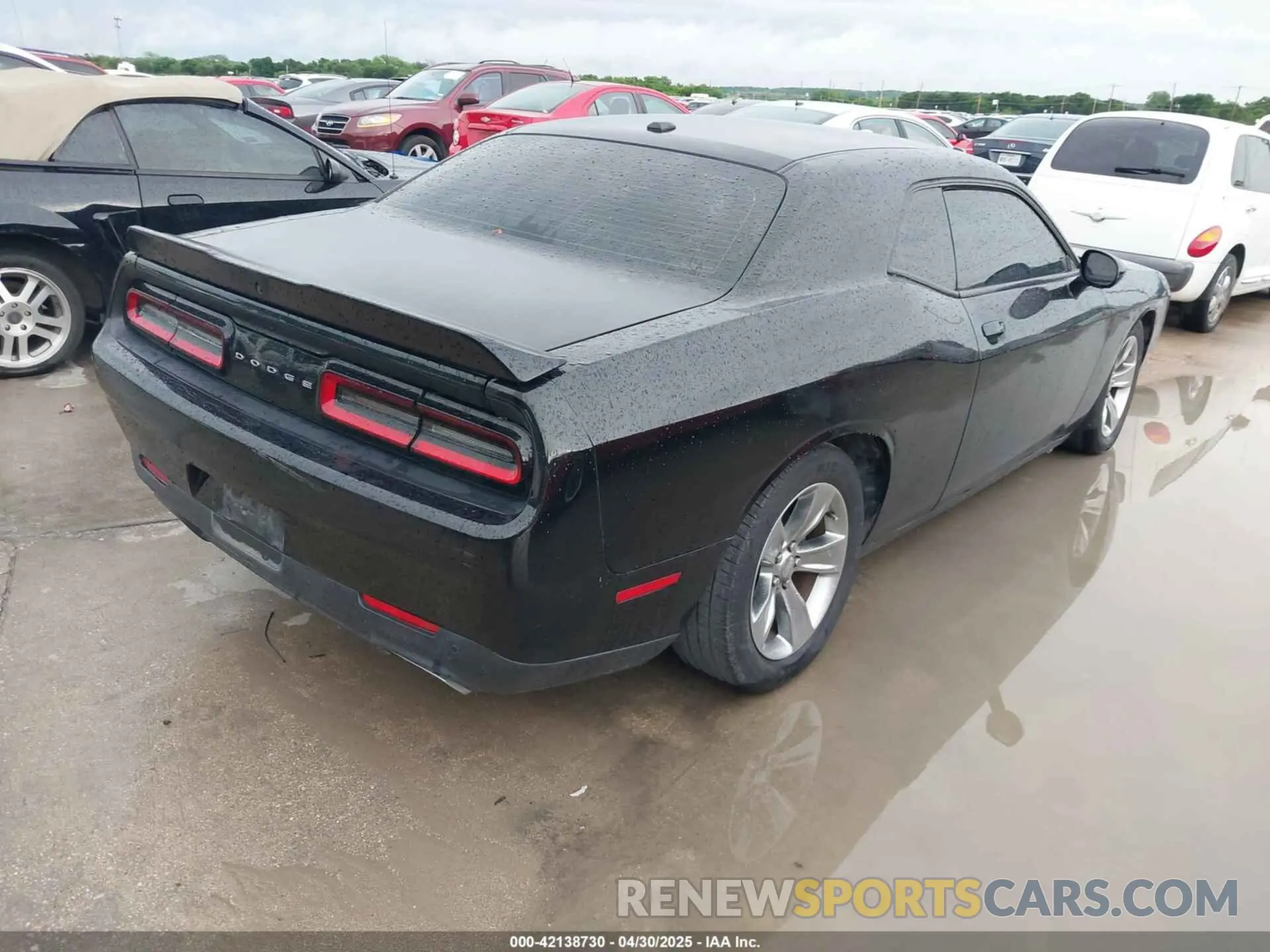 4 Фотография поврежденного автомобиля 2C3CDZBT6KH504293 DODGE CHALLENGER 2019