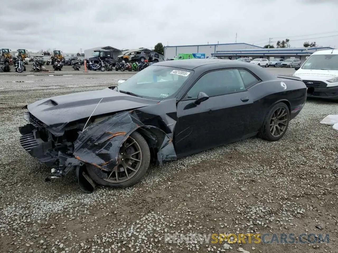 1 Photograph of a damaged car 2C3CDZBT6KH512331 DODGE CHALLENGER 2019
