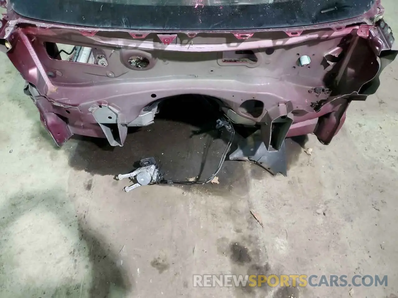 11 Photograph of a damaged car 2C3CDZBT6KH629357 DODGE CHALLENGER 2019