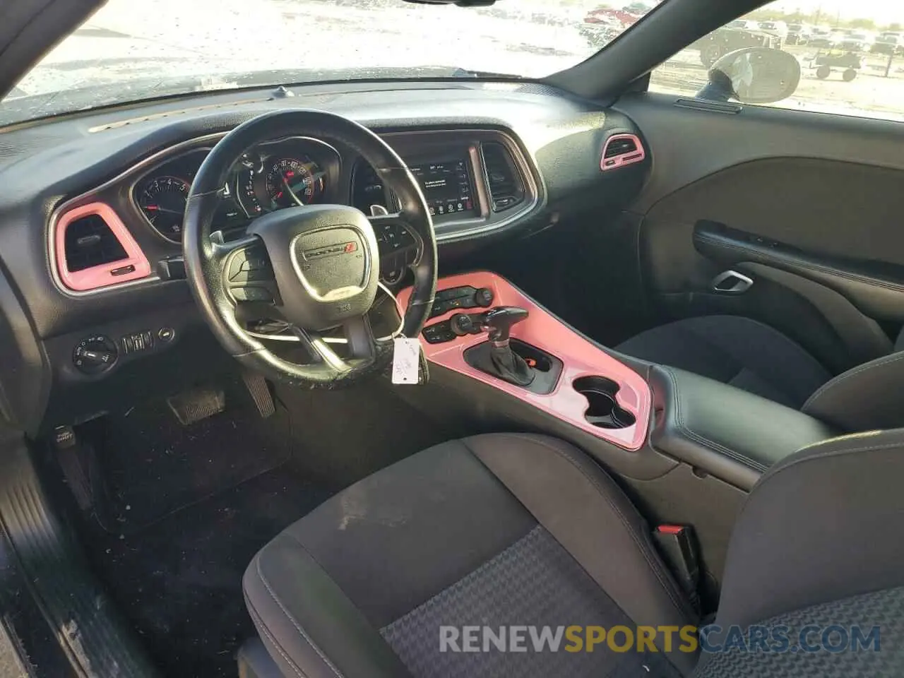 8 Фотография поврежденного автомобиля 2C3CDZBT6KH654839 DODGE CHALLENGER 2019