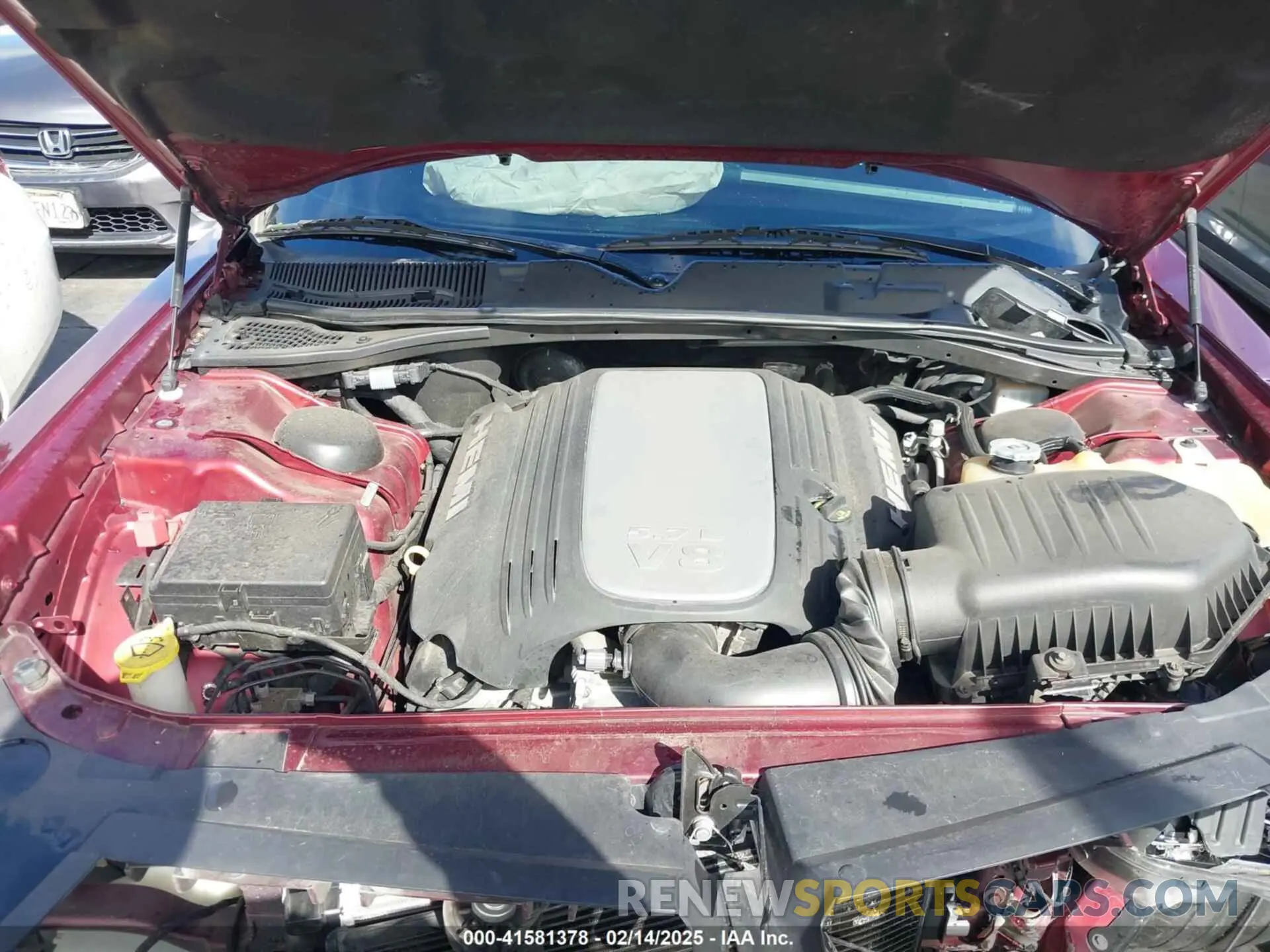 10 Photograph of a damaged car 2C3CDZBT6KH660527 DODGE CHALLENGER 2019