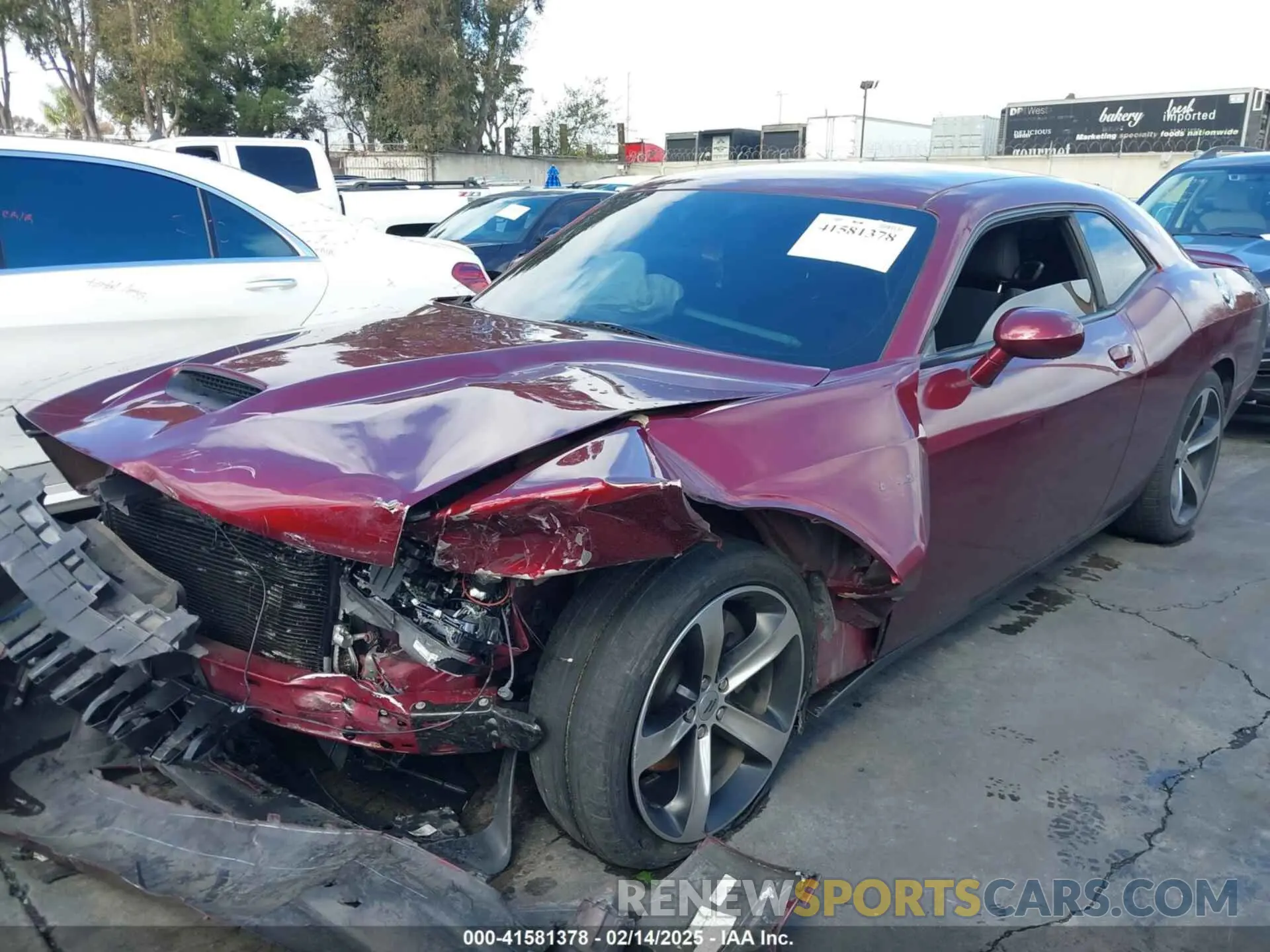 2 Photograph of a damaged car 2C3CDZBT6KH660527 DODGE CHALLENGER 2019