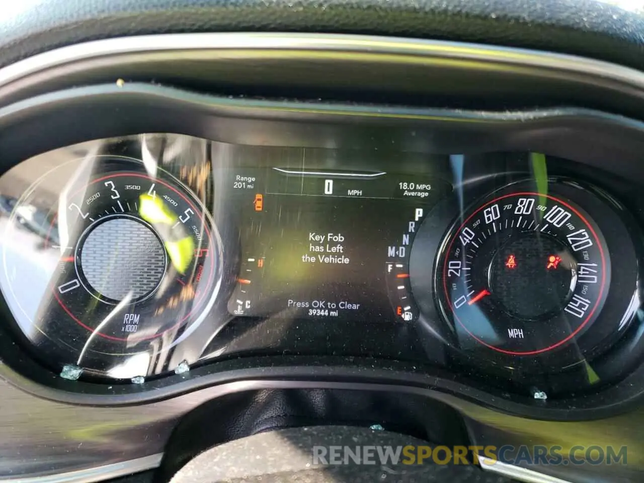 9 Photograph of a damaged car 2C3CDZBT6KH663508 DODGE CHALLENGER 2019