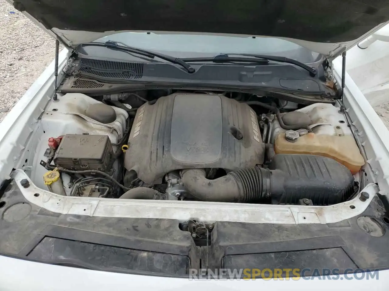 11 Photograph of a damaged car 2C3CDZBT7KH606198 DODGE CHALLENGER 2019