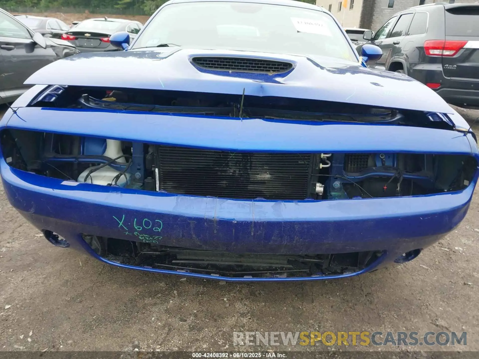 6 Photograph of a damaged car 2C3CDZBT7KH751984 DODGE CHALLENGER 2019
