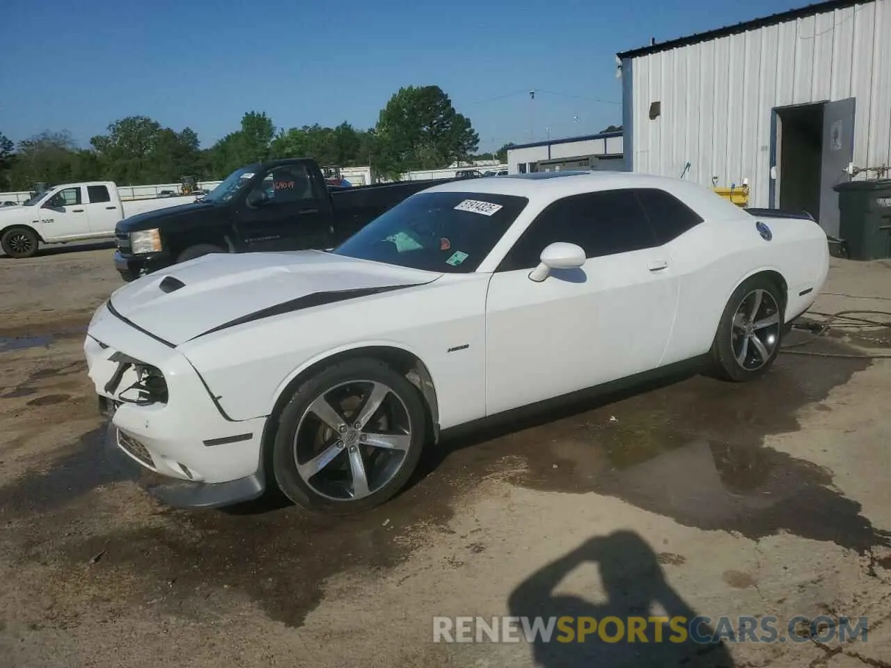 1 Photograph of a damaged car 2C3CDZBT8KH641638 DODGE CHALLENGER 2019