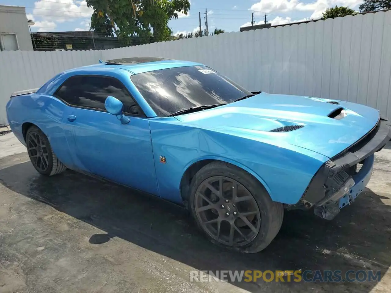 4 Photograph of a damaged car 2C3CDZFJ0KH508543 DODGE CHALLENGER 2019