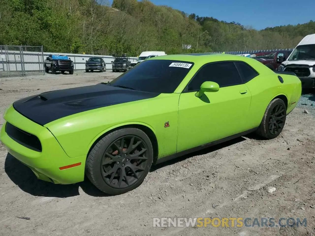 1 Photograph of a damaged car 2C3CDZFJ2KH701535 DODGE CHALLENGER 2019
