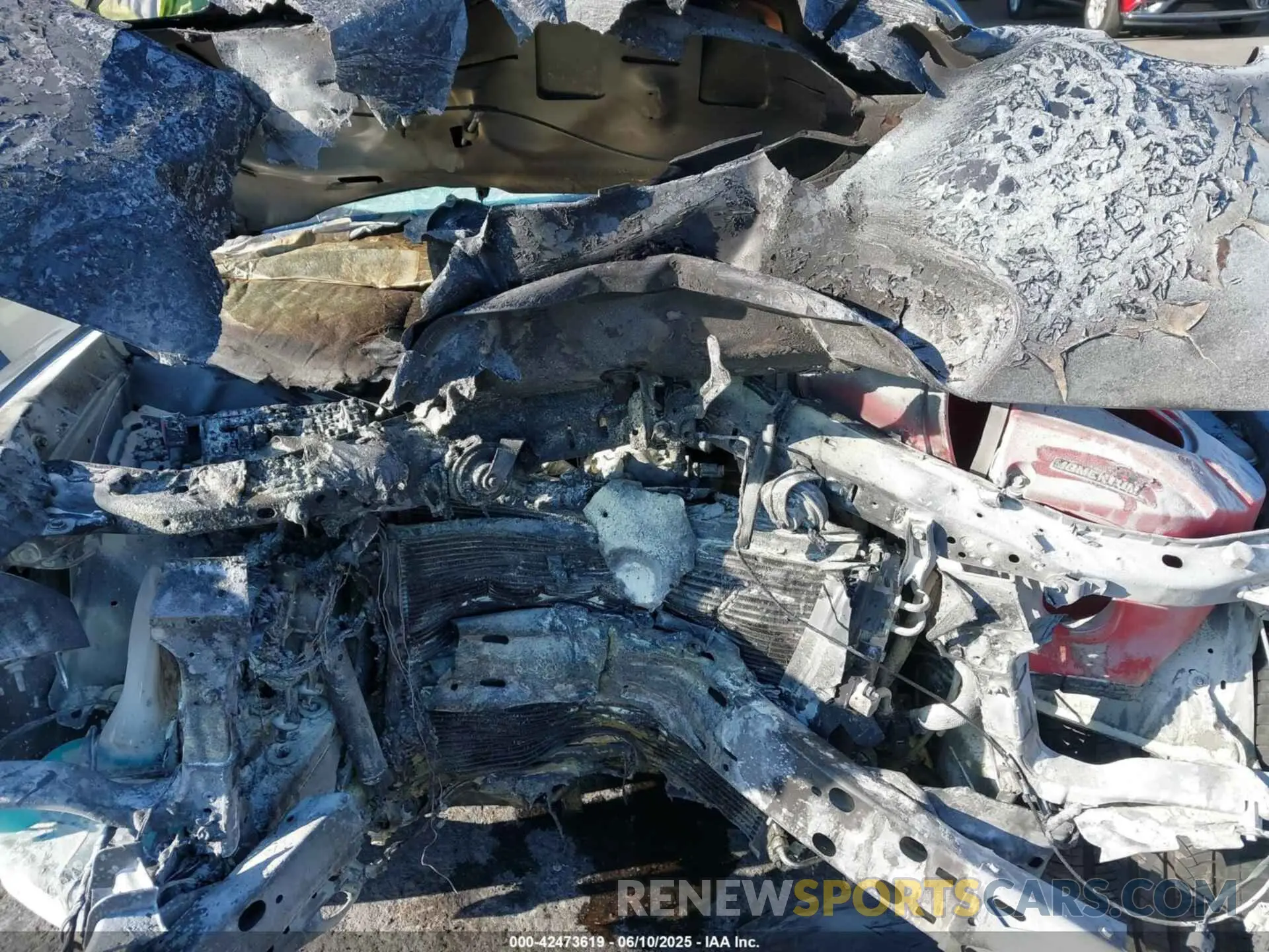 10 Photograph of a damaged car 2C3CDZFJ2KH716620 DODGE CHALLENGER 2019