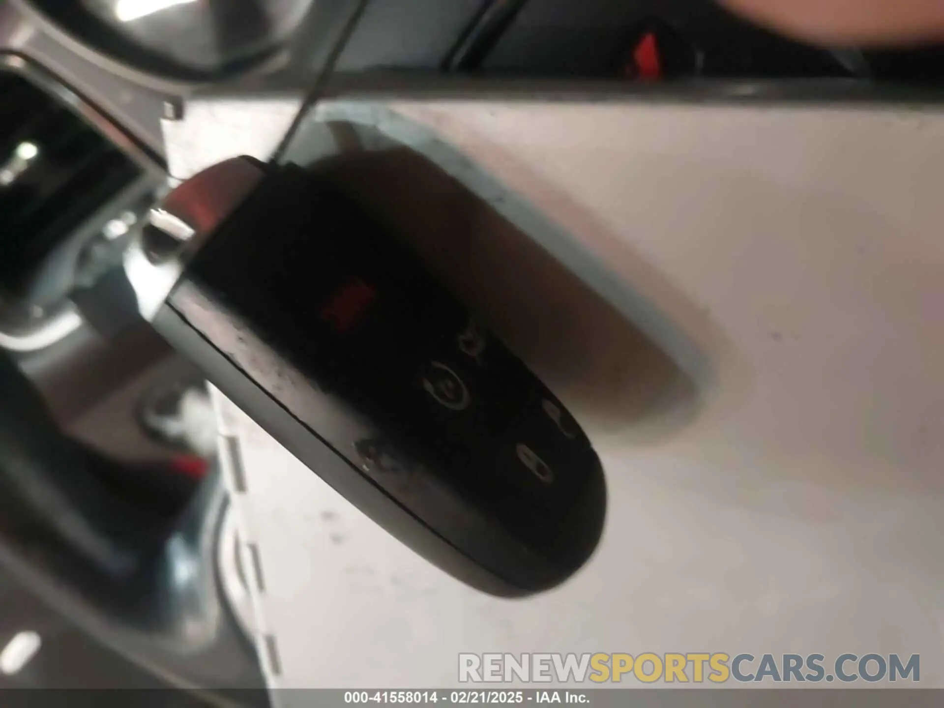 11 Photograph of a damaged car 2C3CDZFJ3KH626859 DODGE CHALLENGER 2019