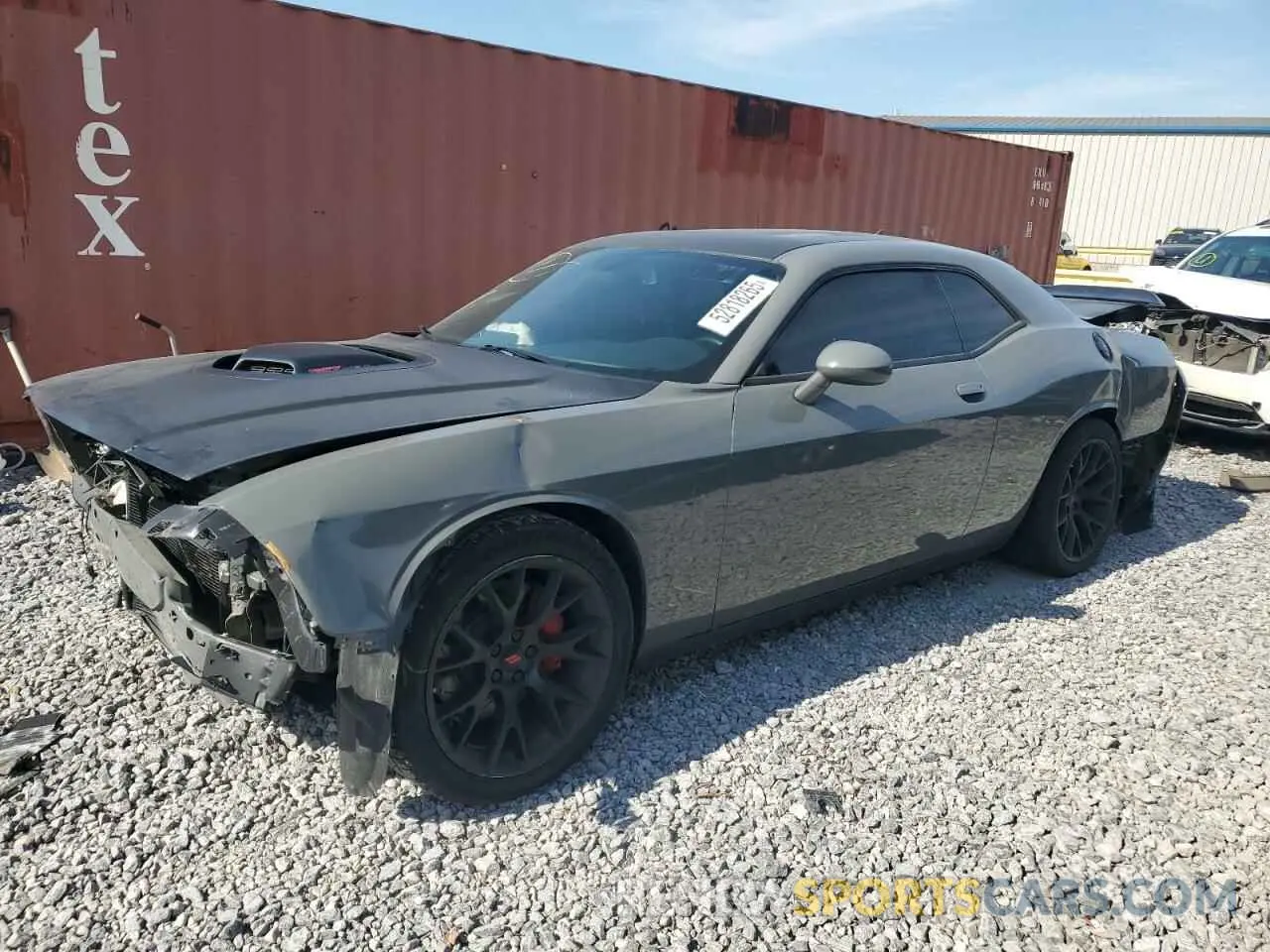 1 Photograph of a damaged car 2C3CDZFJ3KH662437 DODGE CHALLENGER 2019