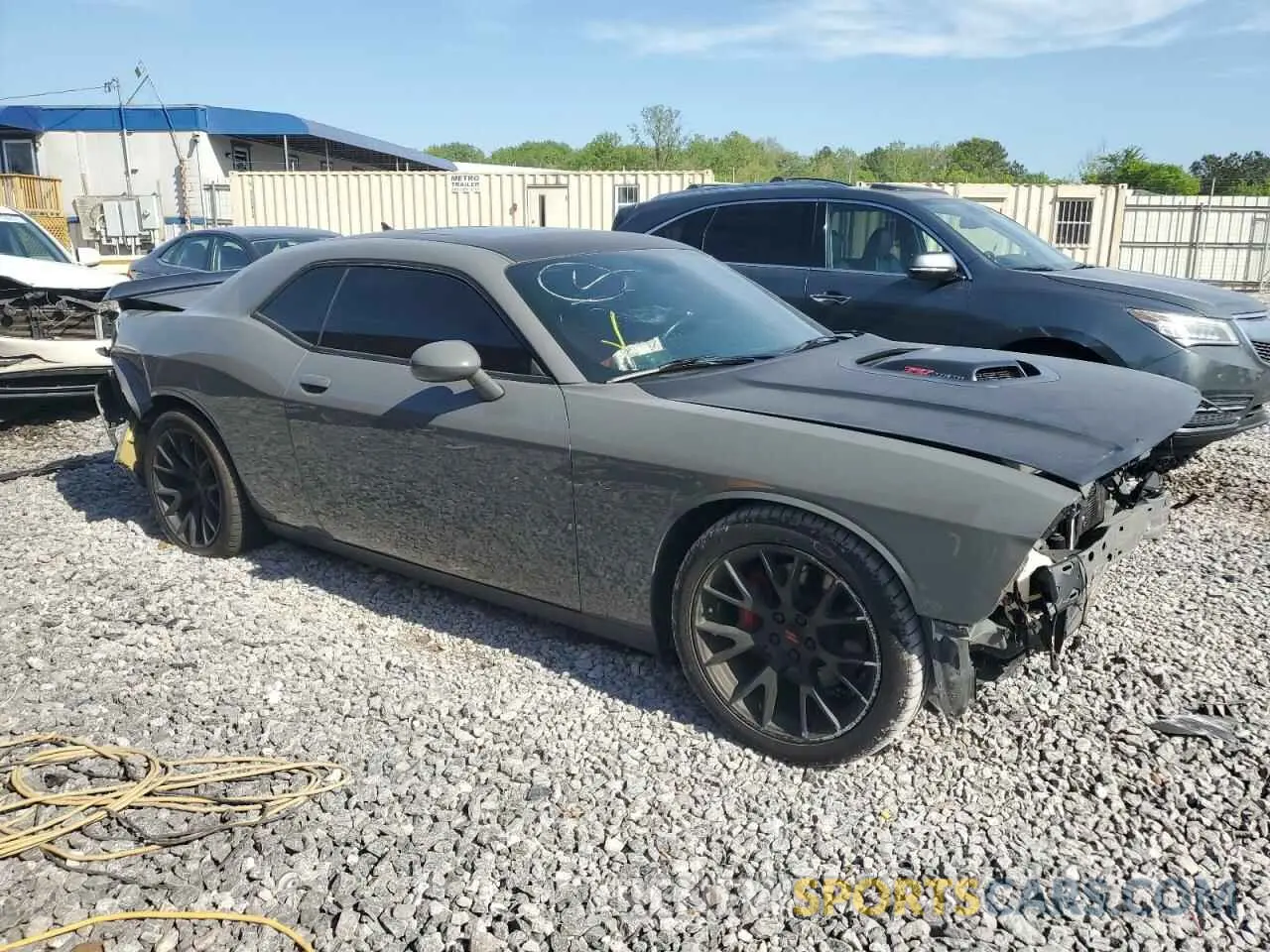 4 Photograph of a damaged car 2C3CDZFJ3KH662437 DODGE CHALLENGER 2019
