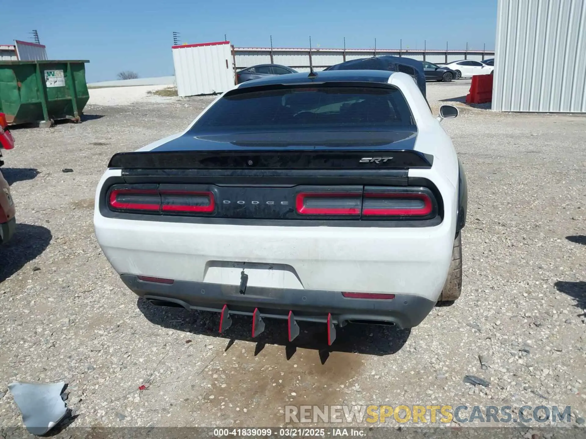 16 Photograph of a damaged car 2C3CDZFJ3KH724029 DODGE CHALLENGER 2019