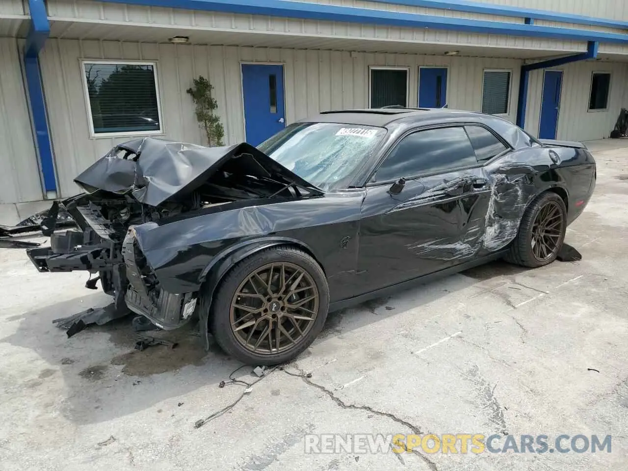 1 Photograph of a damaged car 2C3CDZFJ7KH540499 DODGE CHALLENGER 2019