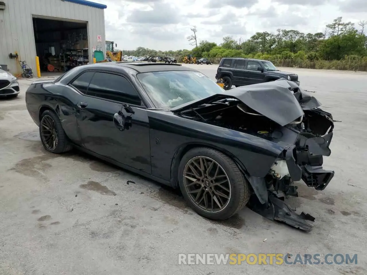 4 Photograph of a damaged car 2C3CDZFJ7KH540499 DODGE CHALLENGER 2019