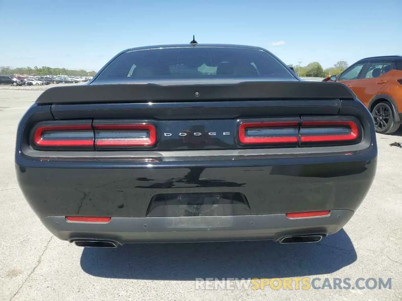 6 Photograph of a damaged car 2C3CDZFJ9KH649496 DODGE CHALLENGER 2019