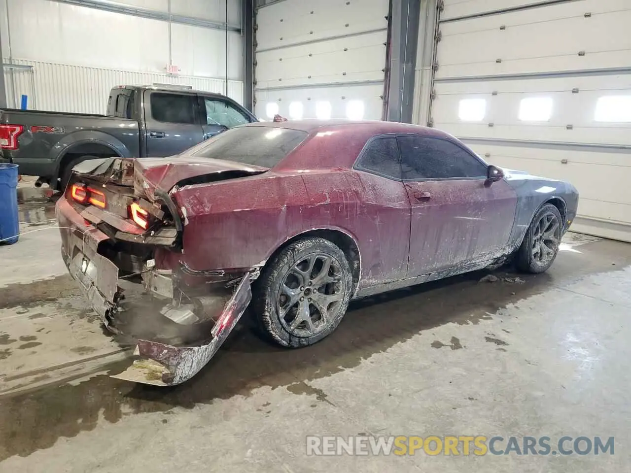 3 Фотография поврежденного автомобиля 2C3CDZFJXKH719247 DODGE CHALLENGER 2019