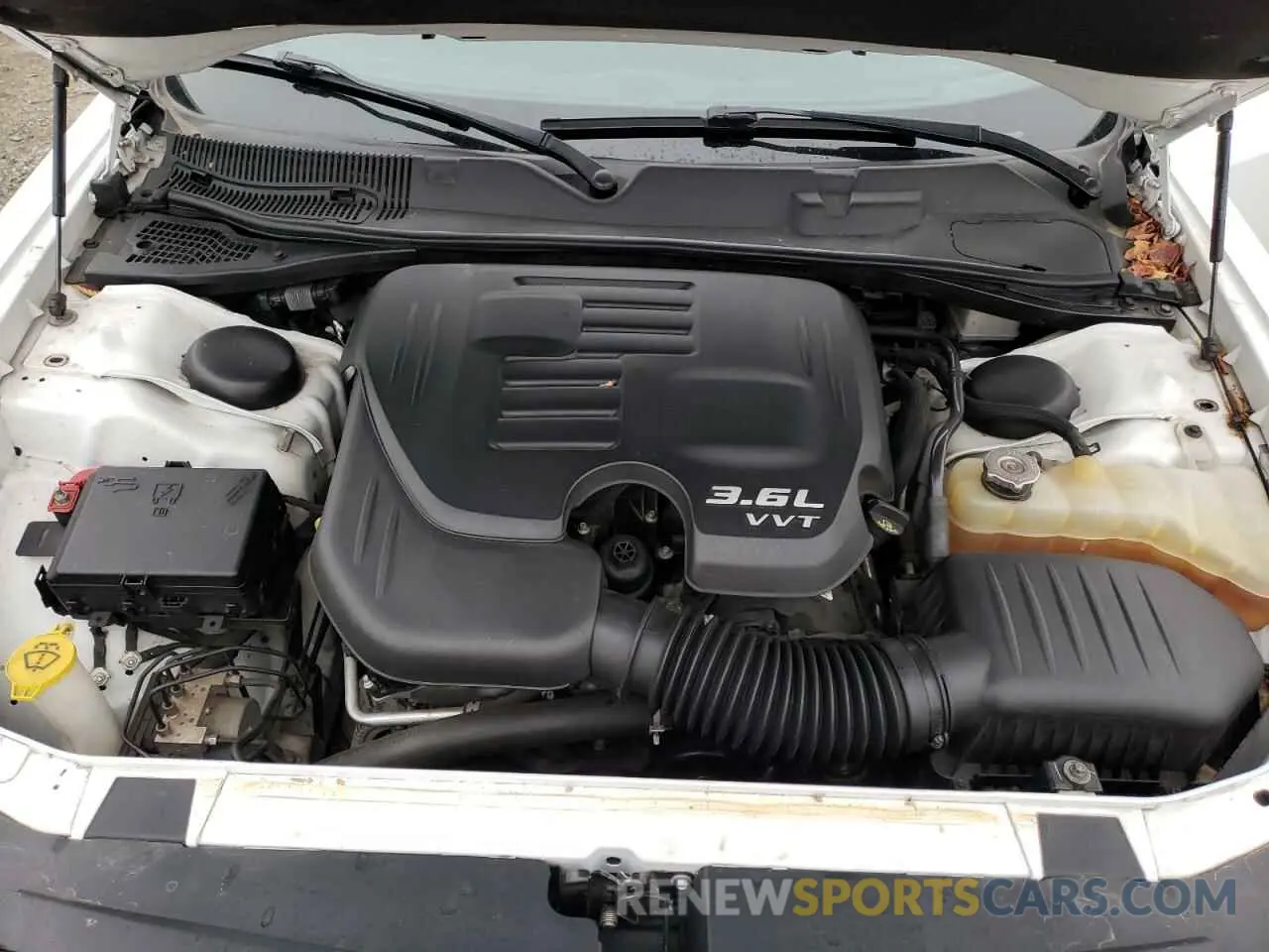 11 Photograph of a damaged car 2C3CDZGG2KH659788 DODGE CHALLENGER 2019