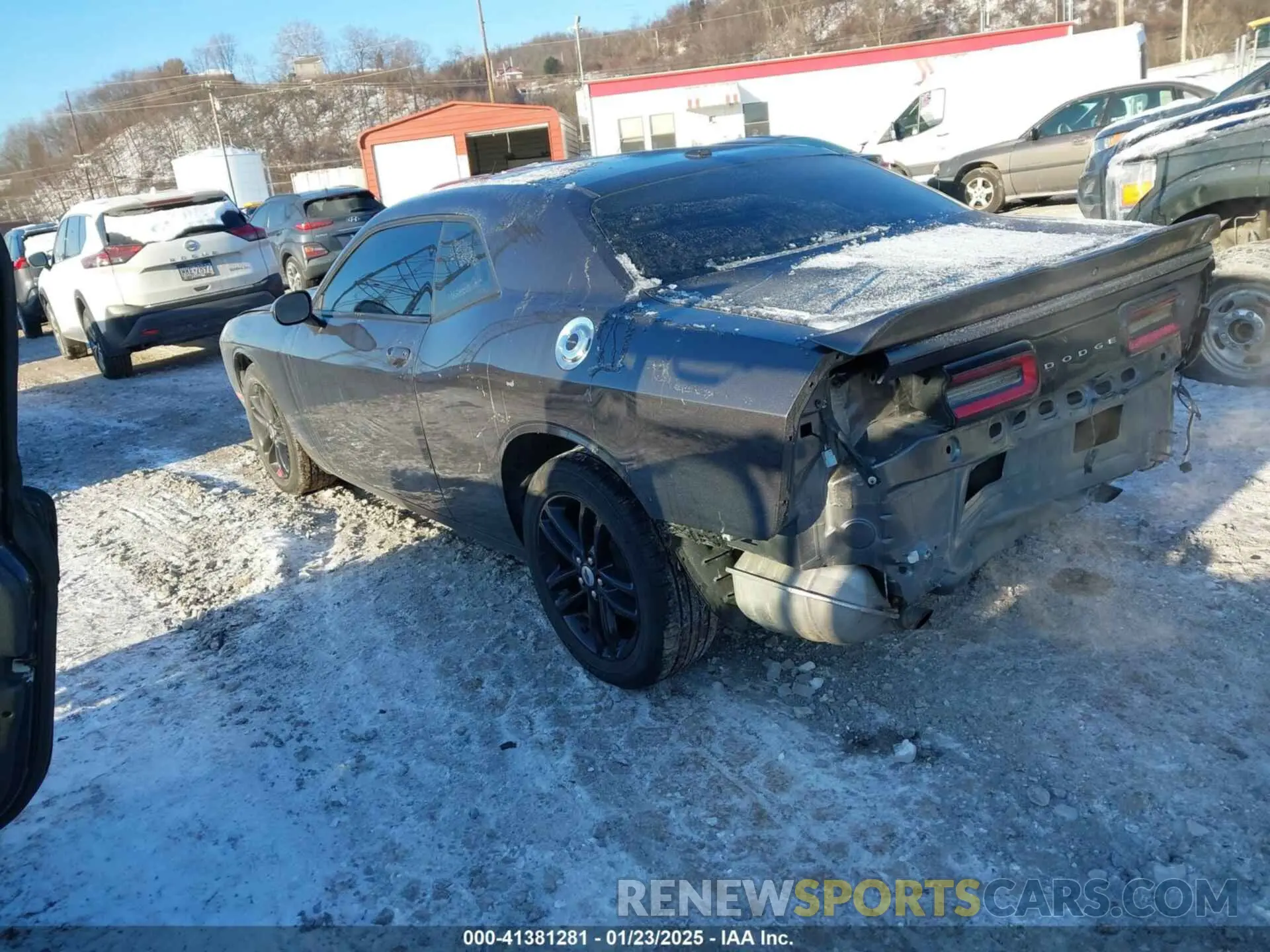 3 Photograph of a damaged car 2C3CDZGGXKH759895 DODGE CHALLENGER 2019