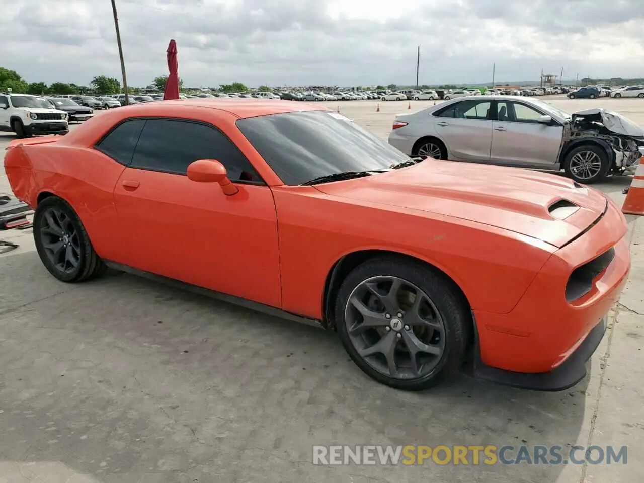 4 Фотография поврежденного автомобиля 2C3CDZJG0KH758957 DODGE CHALLENGER 2019