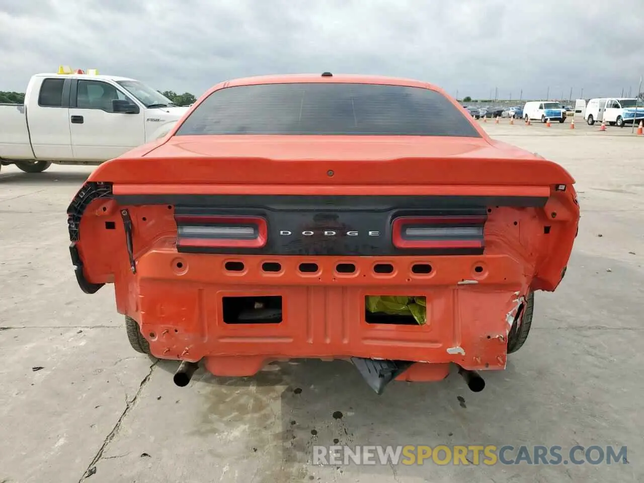 6 Фотография поврежденного автомобиля 2C3CDZJG0KH758957 DODGE CHALLENGER 2019