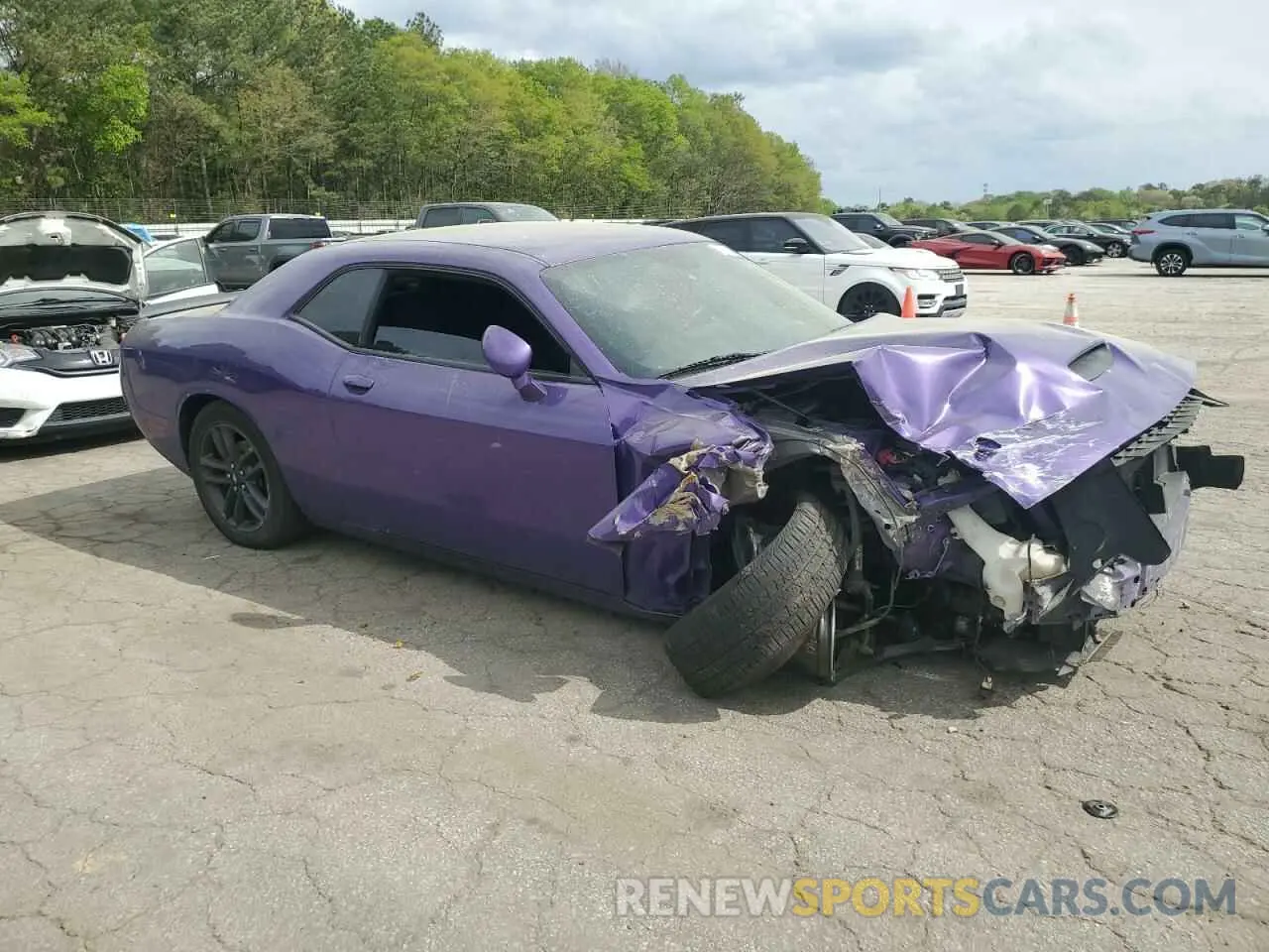 4 Photograph of a damaged car 2C3CDZKG3KH637368 DODGE CHALLENGER 2019
