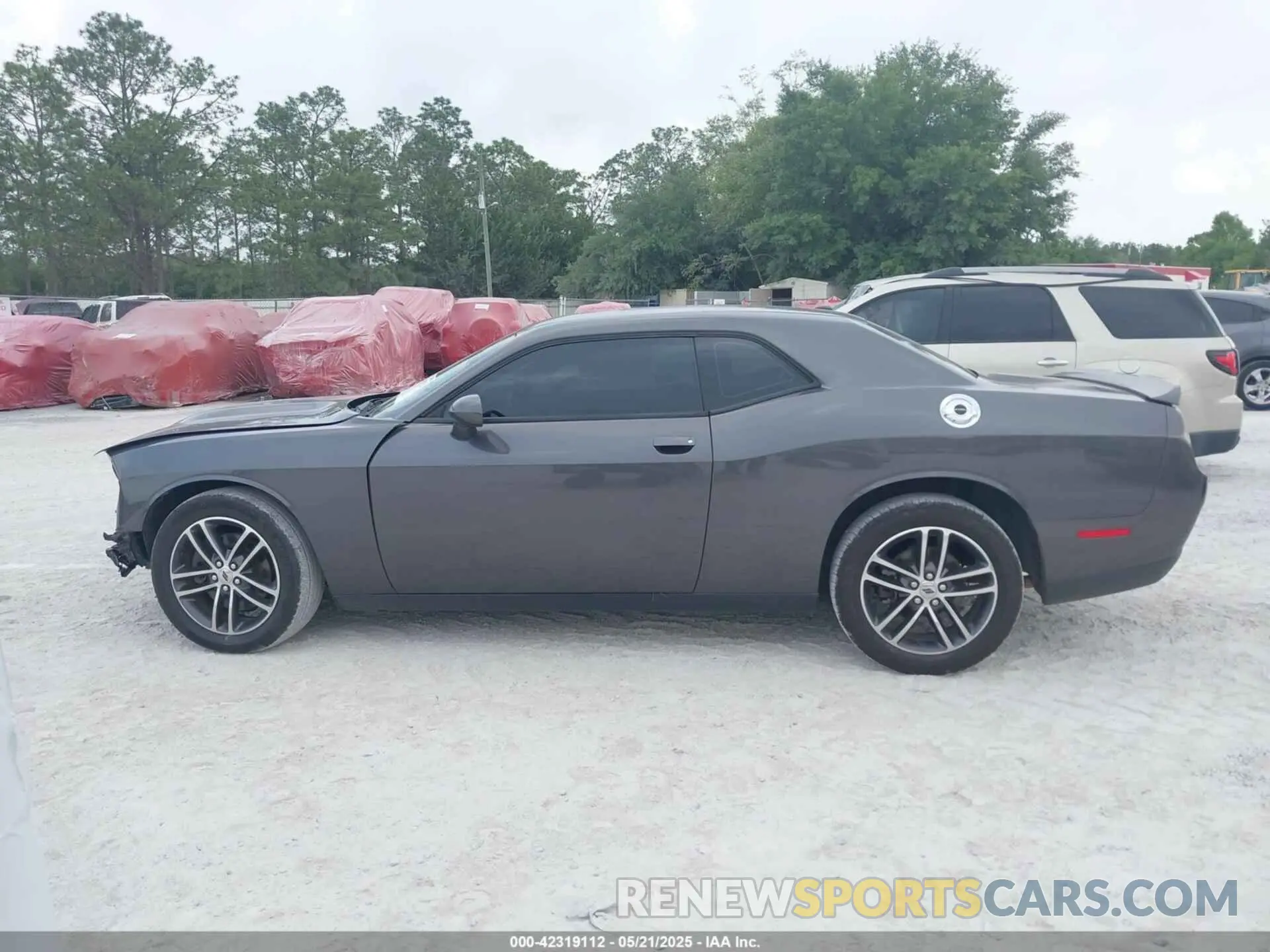 14 Photograph of a damaged car 2C3CDZKG3KH677871 DODGE CHALLENGER 2019