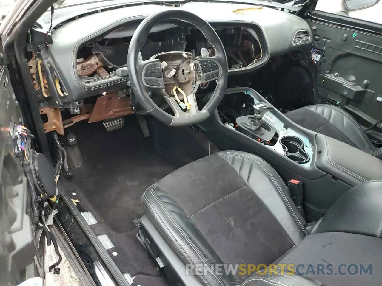 8 Photograph of a damaged car 2C3CDZL9XKH537123 DODGE CHALLENGER 2019