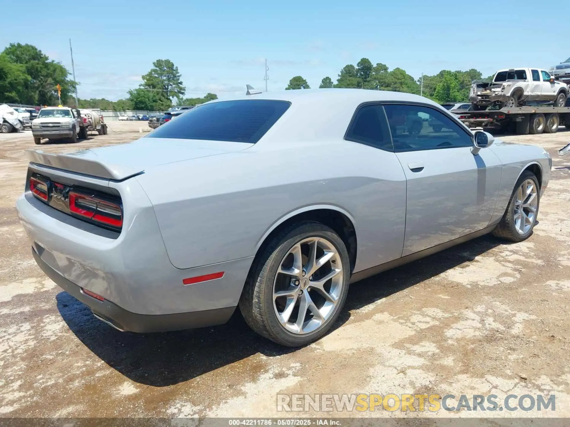 4 Фотография поврежденного автомобиля 2C3CDZAG0LH199069 DODGE CHALLENGER 2020