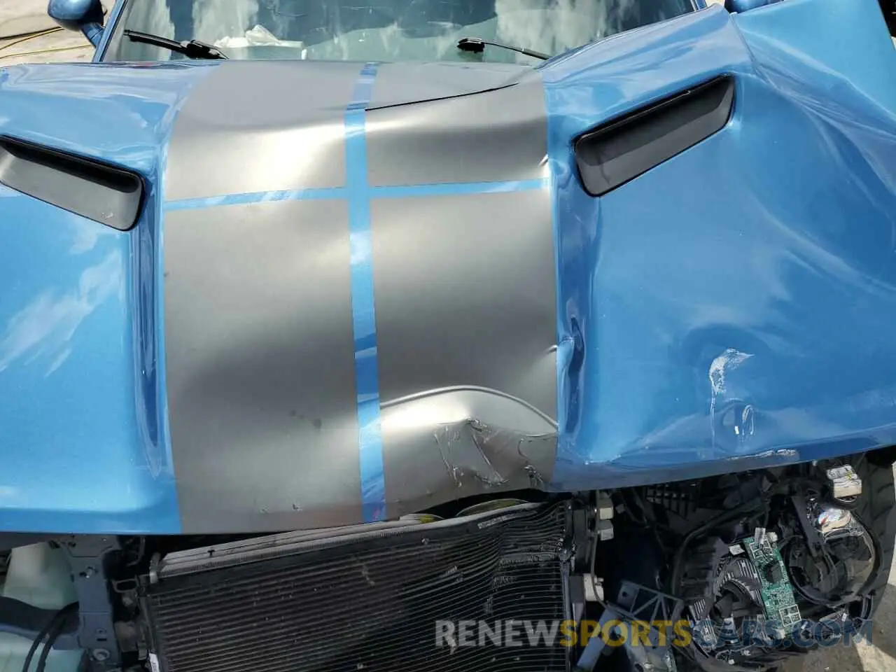 11 Photograph of a damaged car 2C3CDZAG0LH219112 DODGE CHALLENGER 2020